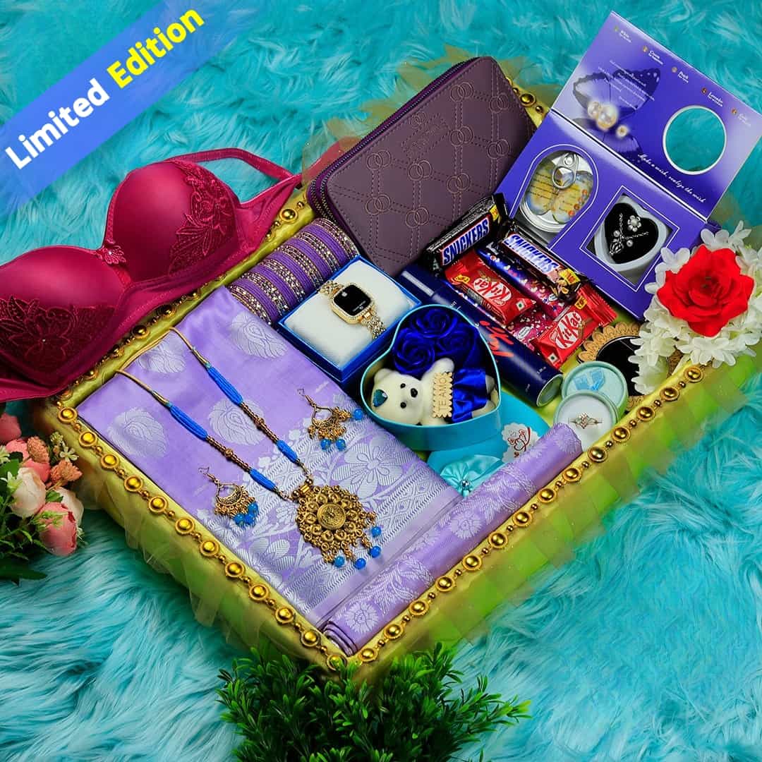 বেগুনী কাতান শাড়ি কম্বো